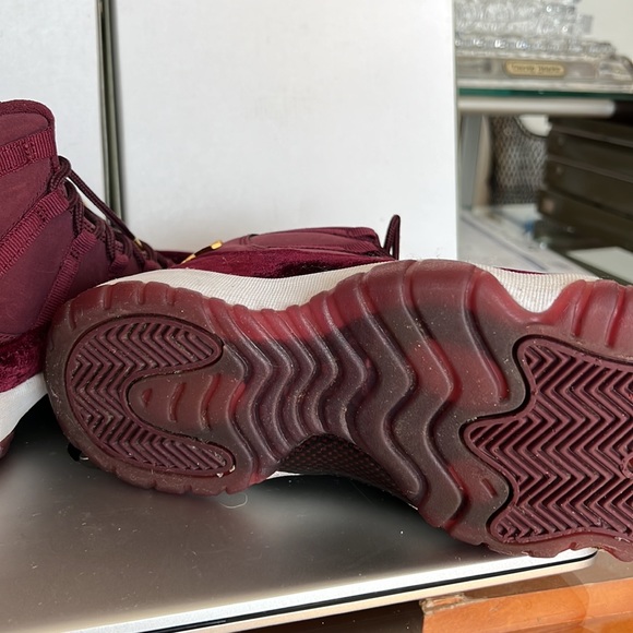 Air Jordan 11 Retro (2016) - Picture 5 of 6